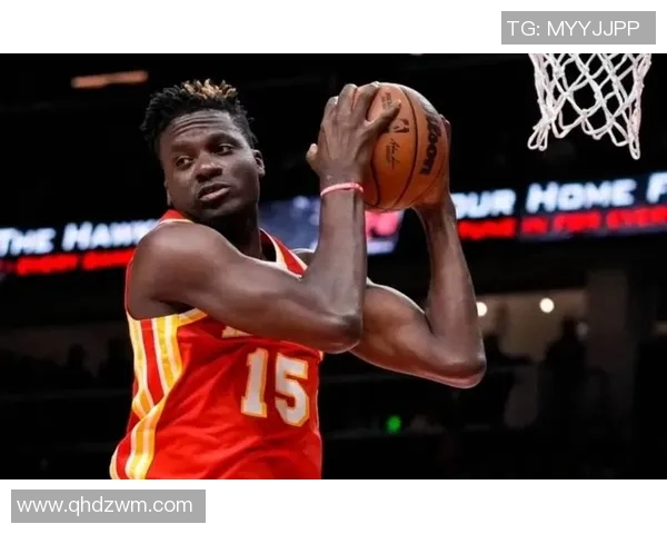 克林特卡佩拉：从新秀到NBA明星的成长之路与影响力分析