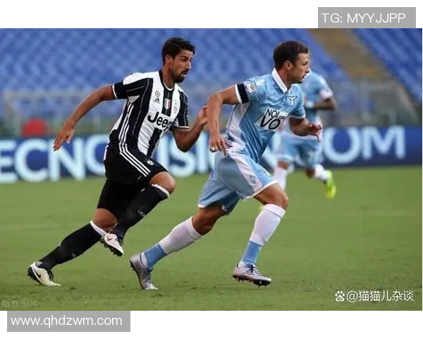 博德闪耀与布兰的精彩对决揭示足球战术与团队协作的完美结合 博德闪耀与布兰的精彩对决揭示足球战术与团队协作的完美结合